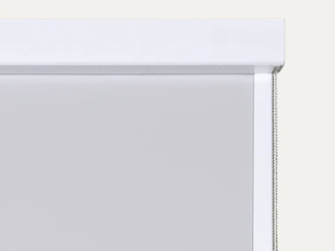 Close-up of the cassette headbox where it meets a side channel, with the chain beside it